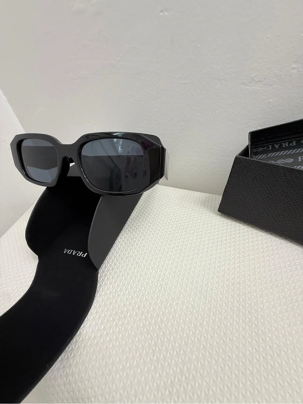 Pr Black Rectangular Women's Sunglasses